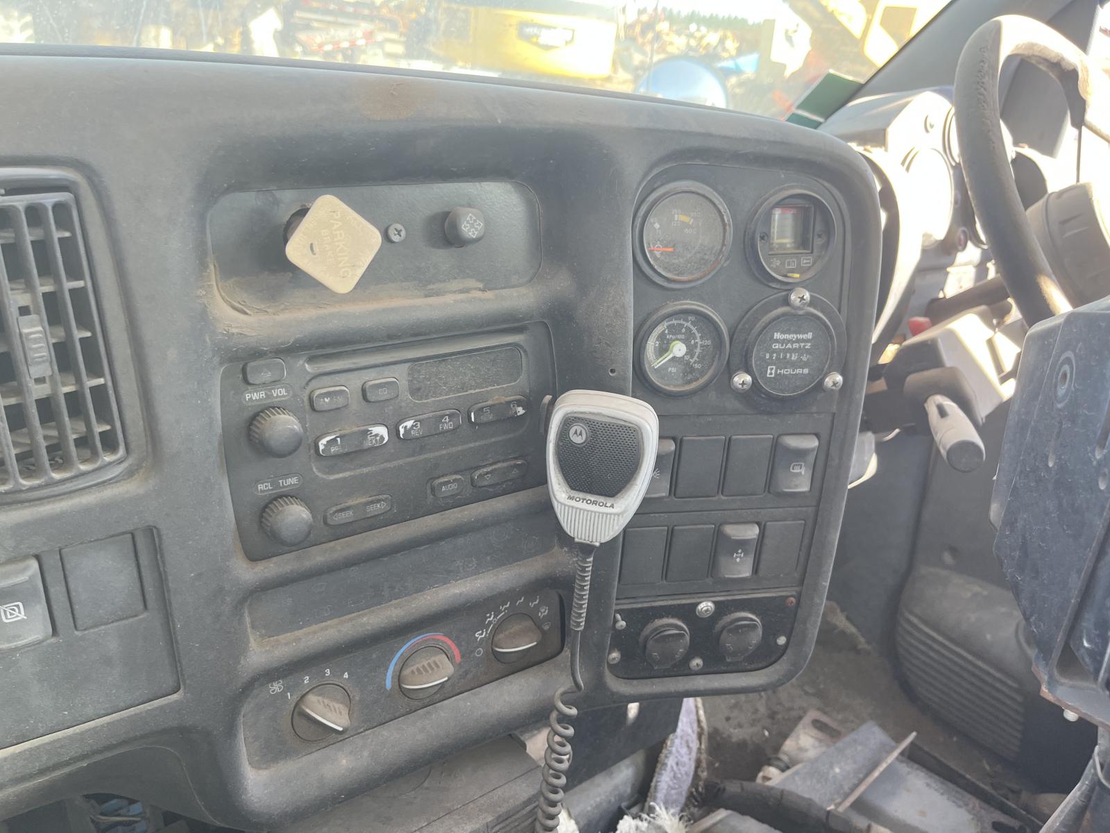 ./imagenes/INVOICE/2019/16840/CAMION BARREDORA GMC TOPKICK C7500 (6).JPG